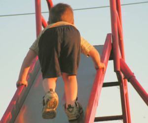 evitar acidentes em playground ou parquinho